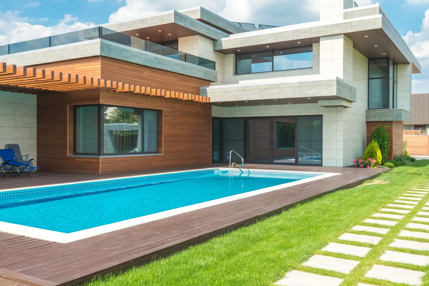 Swimming pool built in Wollongong West, NSW